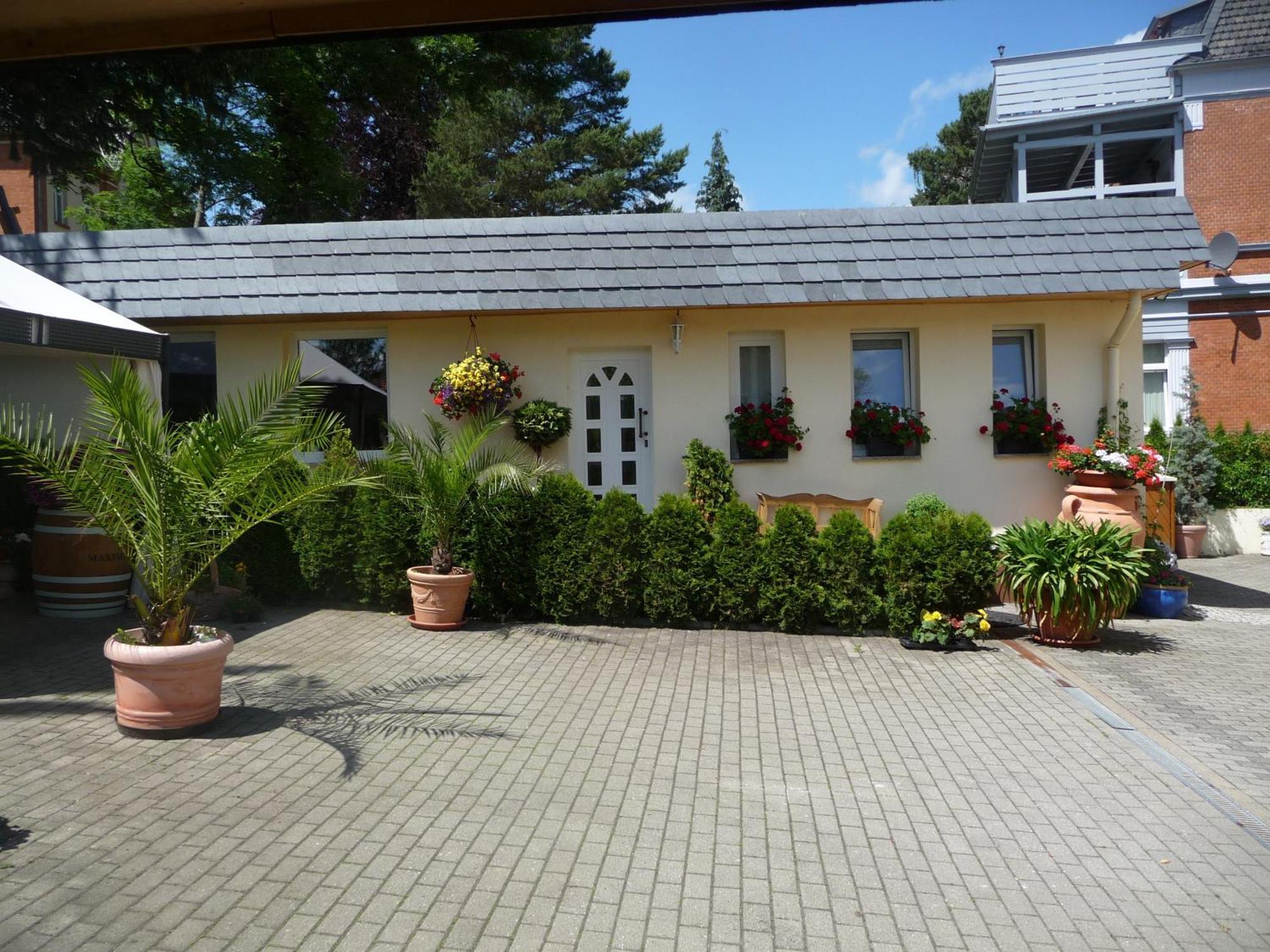 Schlossblick Blankenburg  Buitenkant foto